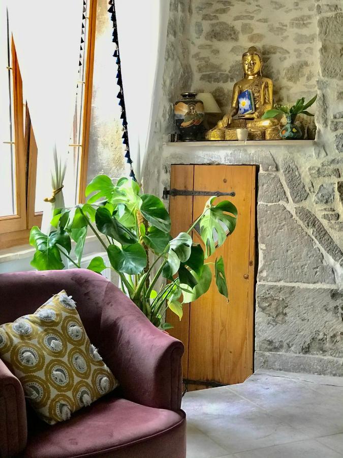 Manoir Saint-Pierre Bed & Breakfast Villersexel ภายนอก รูปภาพ