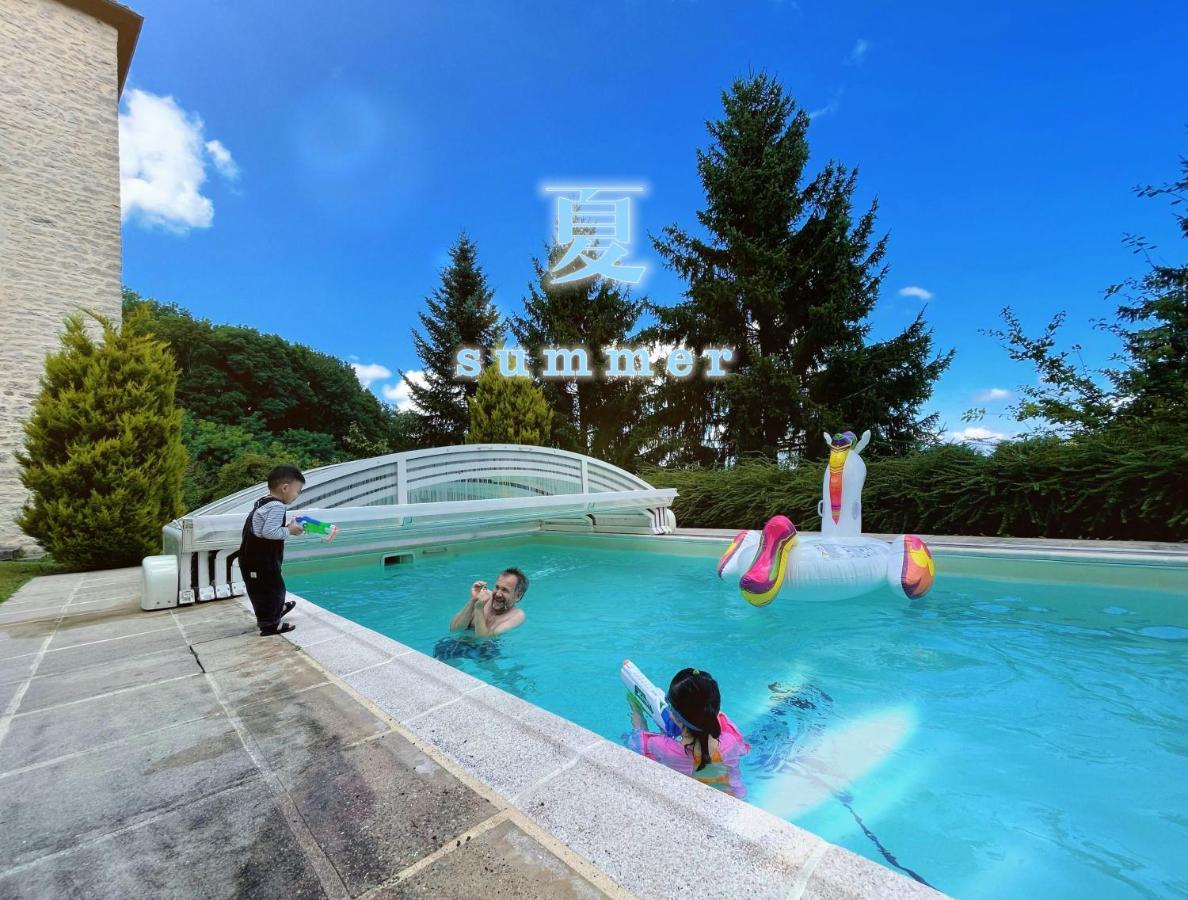Manoir Saint-Pierre Bed & Breakfast Villersexel ภายนอก รูปภาพ