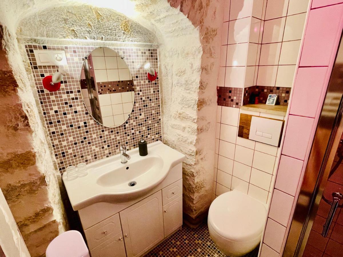 Manoir Saint-Pierre Bed & Breakfast Villersexel ภายนอก รูปภาพ