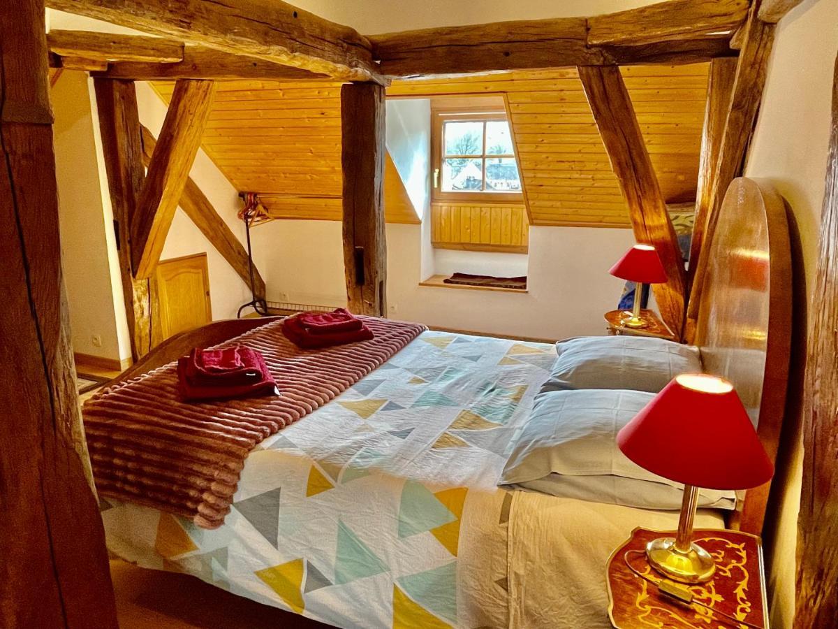 Manoir Saint-Pierre Bed & Breakfast Villersexel ภายนอก รูปภาพ