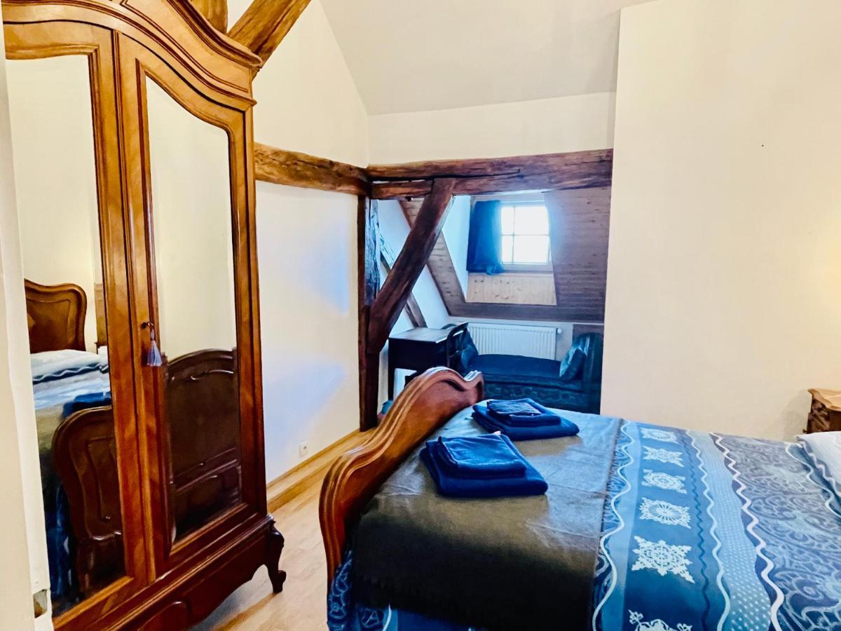Manoir Saint-Pierre Bed & Breakfast Villersexel ภายนอก รูปภาพ